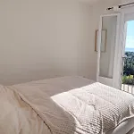 度假居 House With Private Pool In