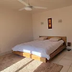 House With Private Pool In *