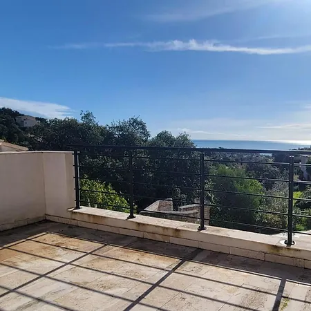 펜션 House With Private Pool In 로크부른수르알젠스